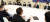 문재인 대통령이 18일 청와대에서 코로나19 대응 논의를 위한 경제주체 원탁회의를 하고 있다. [연합뉴스]