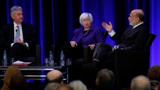 버냉키·옐런이 '헬리콥터 파월' 부른다 "Fed, 회사채 사들여라"