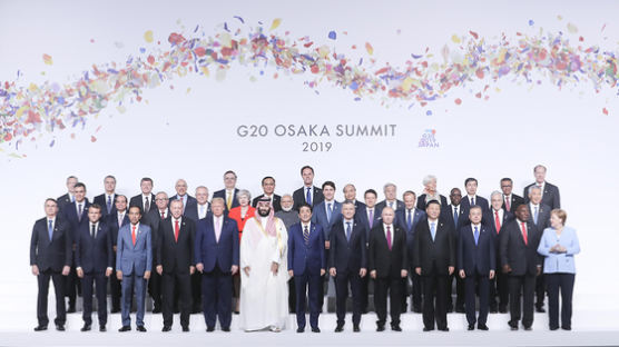 금융위기 이겨낸 추억···'文 제안' G20 긴급화상회의 효과는