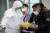  인천국제국항 검역소에서 ‘코로나19’ 바이러스 해외 유입 차단을 위해 총력을 기울이고 있는 육군 수도군단[뉴스1]