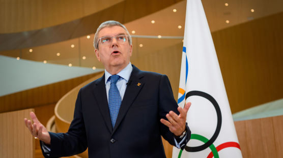 [단독] "고려중 시나리오가 올림픽 연기냐" IOC에 묻자 "NO"