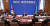 문재인 대통령이 24일 청와대에서 2차 비상경제회의를 주재하고 있다. 청와대사진기자단