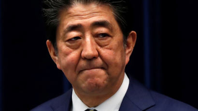 일본도 긴급지원···저소득 가구 20만엔 현금 지급 검토 