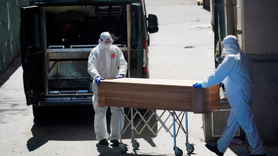 스페인서 코로나19로 하루에 950명 숨져…사망자 1만명 넘어