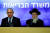 초정통파 유대인의 이익보호를 내세우는 토라유대교(UTJ) 소속의 야코프 리츠먼 보건장관(오른쪽)이 베냐민 네타냐후 총리와 나란히 앉아 있다. 로이터=연합뉴스