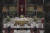 프란치스코 교황이 11일 바티칸 성베드로 대성당에서 부활절 전야 미사를 진행하고 있다. 신종 코로나로 인해 이날 미사는 20여명의 필요 인원만 참석한 채 온라인으로 진행됐다. [AP=연합뉴스]