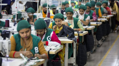 코로나에 동남아 의류산업 위기 ... "글로벌 패션기업 고통 분담해야"