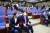 20일 미래통합당 의원총회에 김재원 예결위원장(왼쪽)과 심재철 원내대표. 오종택 기자