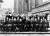 과학계의 ‘어벤져스’가 모인 1927년 솔베이 회의. 참석자 29명 중 17명이 노벨상을 탔다. 앞줄 왼쪽 두번째부터 막스 플랑크와 마리 퀴리, 헨드릭 로렌츠, 알버트 아인슈타인. 둘째줄 맨 오른쪽은 닐스 보어, 셋째줄 오른쪽에서 세번째가 베르너 하이젠베르크다. [위키피디아]
