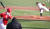 23일 대전 한화생명이글스파크에서 열린 KBO리그 한화이글스와 KIA 타이거즈 연습경기에서 한화 투수 정우람이 역투하고 있다. [뉴스1]