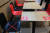  홍콩 KFC에서 사회적 거리두기를 위해 좌석에 X 표시를 해 놓은 모습 [로이터=연합뉴스]