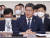 김연철 통일부 장관이 28일 오전 국회 외교통일위원회 전체회의에서 의원들 질의에 답하고 있다. 임현동 기자
