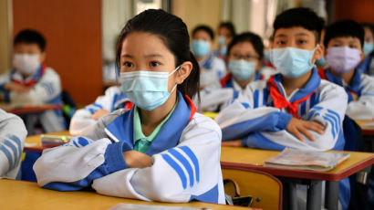 노동절 황금 연휴가 불안한 중국…"교사·학생은 여행 금지"