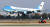 2017년 11월 7일 한국을 국빈방문하는 트럼프를 태운 에어포스 원이 오산공군기지에 착륙하고 있다. 연합뉴스