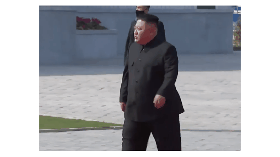 [영상] 사망설 보란듯 20일만에 등장…김정은 웃고 박수쳤다