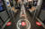 이탈리아 밀라노 지하철에서 사회적 거리두기를 위해 탑승 자리를 표시해 놓은 모습 [AFP=연합뉴스]