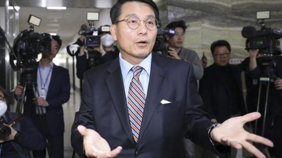 "건강 이상 확률 0.0001% 이하"···김정은 건재 맞힌 의원들