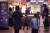 어린이날인 5일 서울 강남구 코엑스 메가박스, 마스크 쓴 어린이 관객들이 가족과 함께 영화관 나들이에 나섰다. [뉴스1]