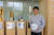 프로축구 울산 공격수이자 한국프로축구선수협회 회장 이근호가 2012년 아시아 챔피언스리그 우승 트로피 앞에서 포즈를 취하고 있다. 박린 기자 