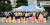  노박래 서천군수와 직원들이 지난 8일 서천군청 앞마당에서 광어와 도미 특별 판매행사를 열었다. 사진 서천군