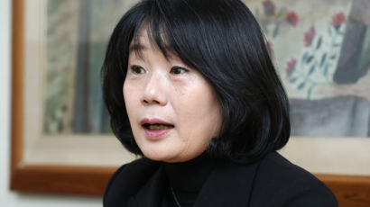 미래한국당 "윤미향, 개인계좌 사용 정황…법은 횡령으로 간주"