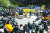 일본군 위안부 문제 해결을 위한 제1439차 정기 수요집회가 13일 서울 중학동 옛 주한 일본대사관 앞 평화의 소녀상 앞에서 열렸다. 김상선 기자