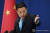 자오리젠 중국 외교부 대변인은 14일 정례브리핑에서 "미국이 중국에 대한 명예 훼손을 중단하고 자국민 안전을 보호하는데 집중하라"고 쏘아붙였다. [연합뉴스]