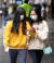 지난 3월 호주 멜버른에서 두 여성이 마스크를 쓴 채 걸어가고 있다.[EPA=연합뉴스]