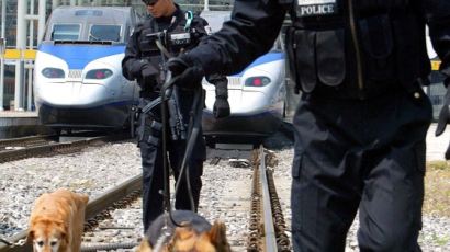 '개파라치' 포상금 사라진다…경찰탐지견 대상 동물실험 금지