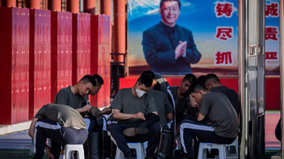 코로나 실업자는 軍으로 흡수? 중국, 국방예산 9% 증액설 솔솔 
