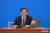 장예수이 중국 전국인민대표대회 대변인이 21일 밤 베이징에서 열린 기자회견에서 '홍콩의 국가보안법'을 이번 회기에 심의한다고 발표하고 있다. [중국 신화망 캡처]