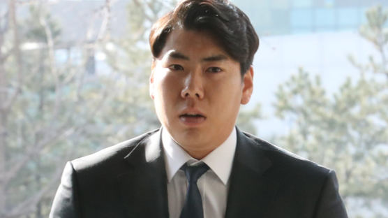 비판 여론 예상?…강정호 "국내 복귀시 연봉 환원하겠다" 약속
