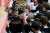 LG 외국인타자 라모스가 29일 KIA전에서 시즌 10호 홈런을 때렸다. 홈런 단독 선두. [연합뉴스]