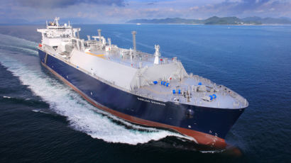 韓과 'LNG 100척' 계약···카타르는 배도 배지만 ‘도크’ 탐냈다