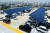 롯데마트 평택점 주차장에 설치된 태양광 발전설비. 롯데마트는 이런 설비를 갖춘 점포를 현재 39 개점에서 2021년 60개 점으로 늘릴 예정이다. 사진 롯데쇼핑