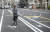 봉쇄령이 내려진 이탈리아 밀라노에서 한 남성이 텅빈 거리를 자전거를 타고 이동하고있다. [로이터=연합뉴스]