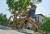  러시아의 세르게이 다셰프스키가 나무로 만든 자전거. [타스=연합뉴스]