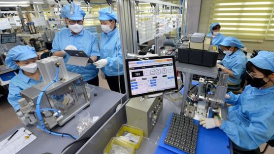스마트공장 발빠른 전환 나사못 회사, 중국 추격 따돌려