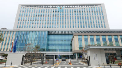 "살인 광기에 빠졌다"…전주 요양병원 칼부림 60대 무기징역