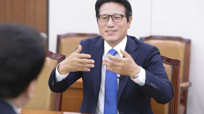 정병국 "박근혜 탄핵은 패거리 정치탓...'계파 정치' 끊자"