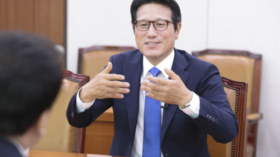 정병국 "박근혜 탄핵은 패거리 정치탓...'계파 정치' 끊자"