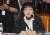 열린민주당 김진애 의원이 18일 국회 법제사법위원회 전체회의에서 질의하고 있다[연합뉴스]