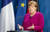 앙겔라 메르켈 독일 총리가 지난 18일 EU 회원국들의 공동 기금을 마련하자고 제안하고 있다. 이 방안에 네덜란드 등 4개국이 공개적으로 반발하고 나섰다. EPA=연합뉴스