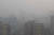 미세먼지로 뿌옇게 변한 지난 1월 18일의 중국 베이징 도심. AFP=연합