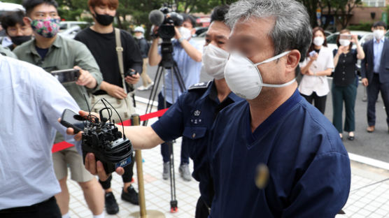 정·관계 로비로 번졌지만···‘김회장 연결고리’ 잡은 檢의 숙제