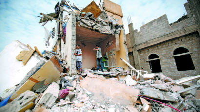 '코로나 휴전' 끝, 전쟁 시작…예멘 반군, 사우디에 미사일 공격 