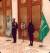 사우디 왕실의 여성 경호원(오른쪽). 사탐 알사우드 왕자 트위터