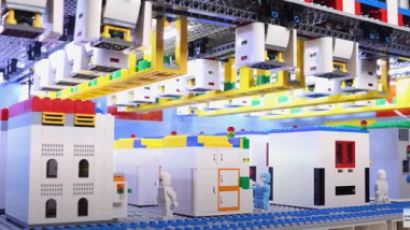 레고로 8일 만에 만든 삼성 반도체 공장...바이러스까지 걸러내는 클린룸 원리 설명 
