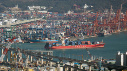 미, 홍콩 특별지위 박탈···미중 무역분쟁 장기화땐 한국도 타격