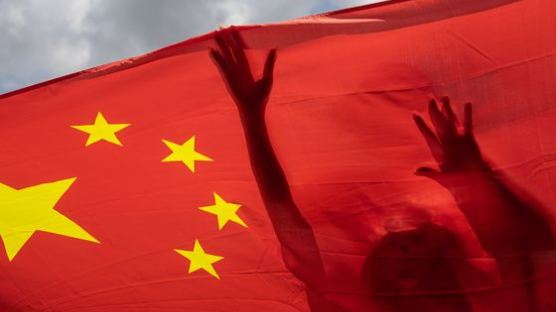 "중국에 조아려 좋을 것 없다"…미국, 홍콩 페그제에 칼 빼들까